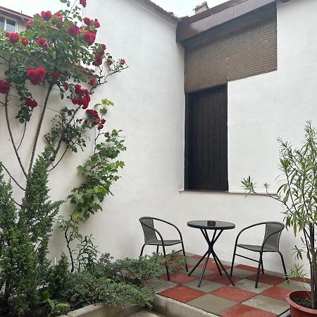 Fun House - Spacious Apartment Near Old Town Braşov Exterior foto