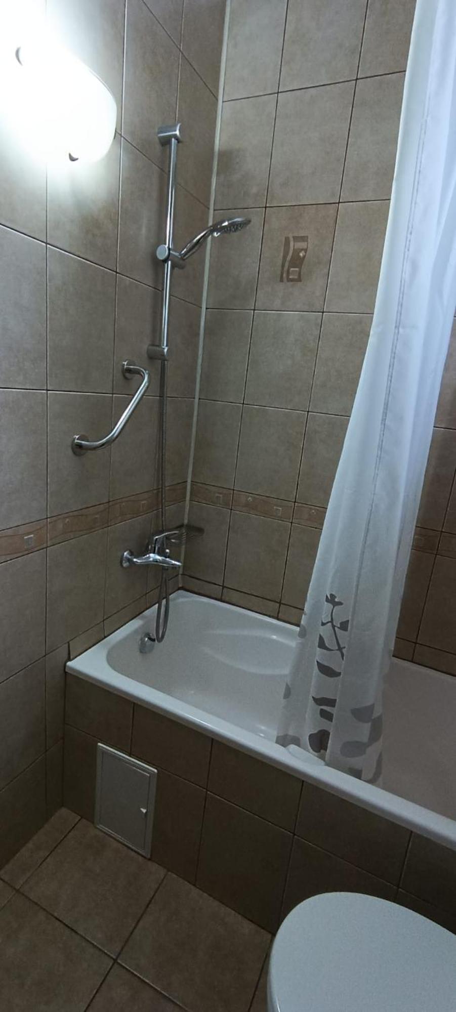 Fun House - Spacious Apartment Near Old Town Braşov Exterior foto